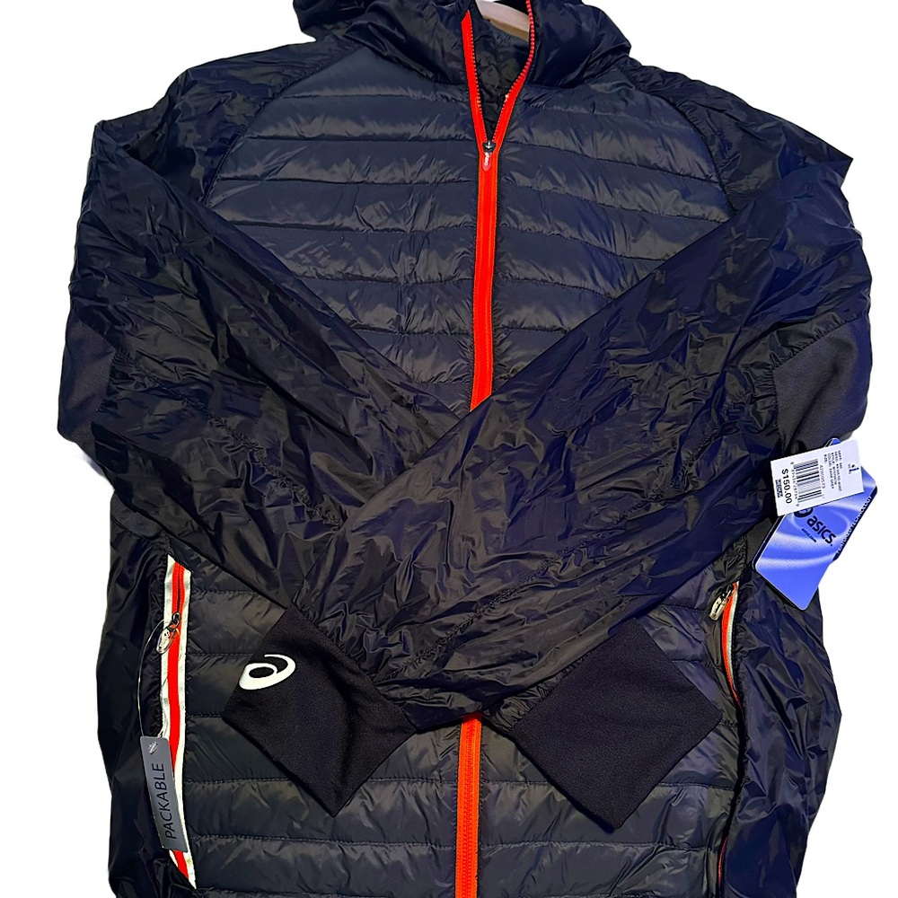ASICS quilted Winter Warrior jacket, sz Medium—never worn/brand new with tags.